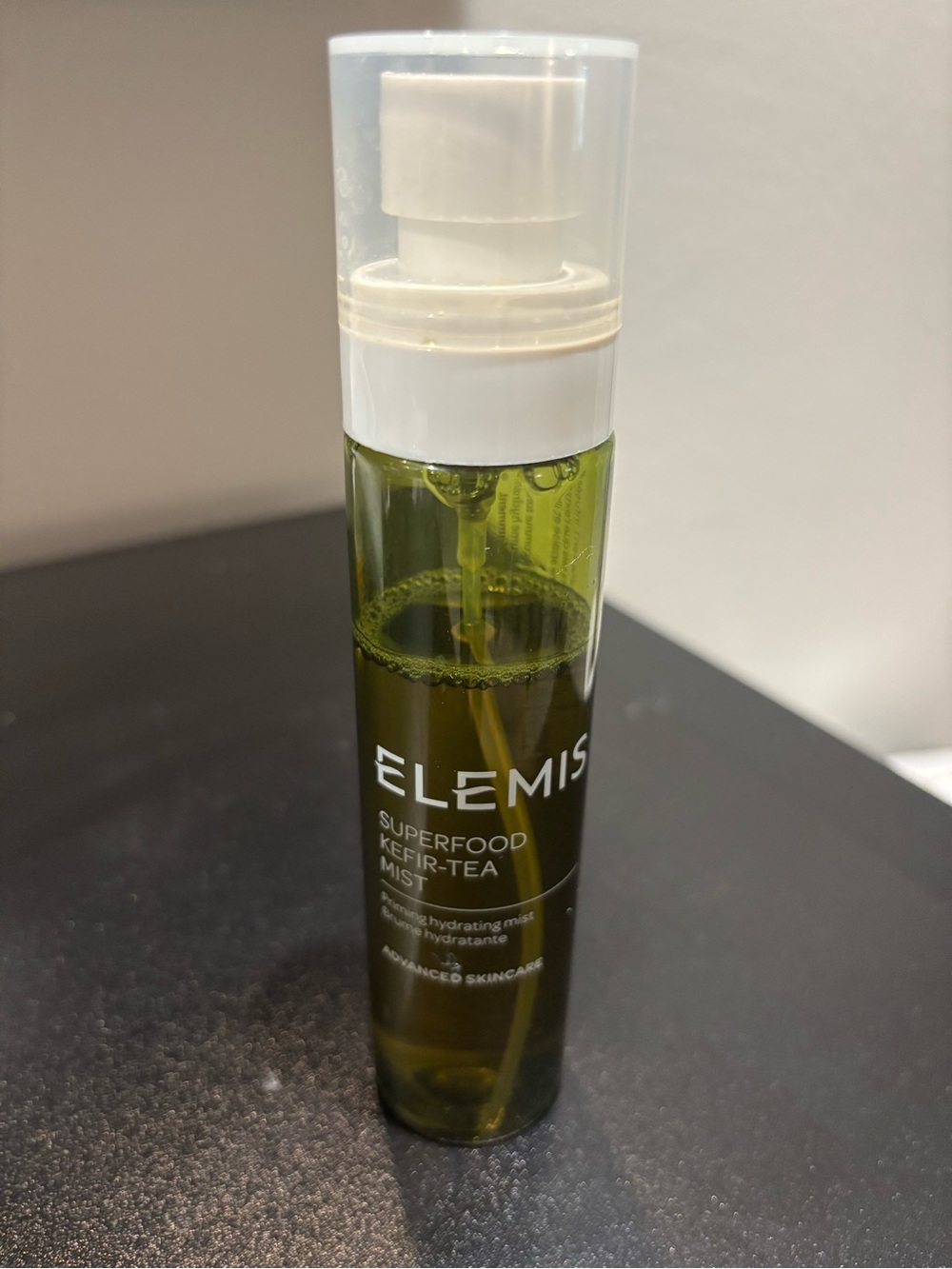 ELEMIS Superfood Kefir-Tea Hydrating Mist — Green & White